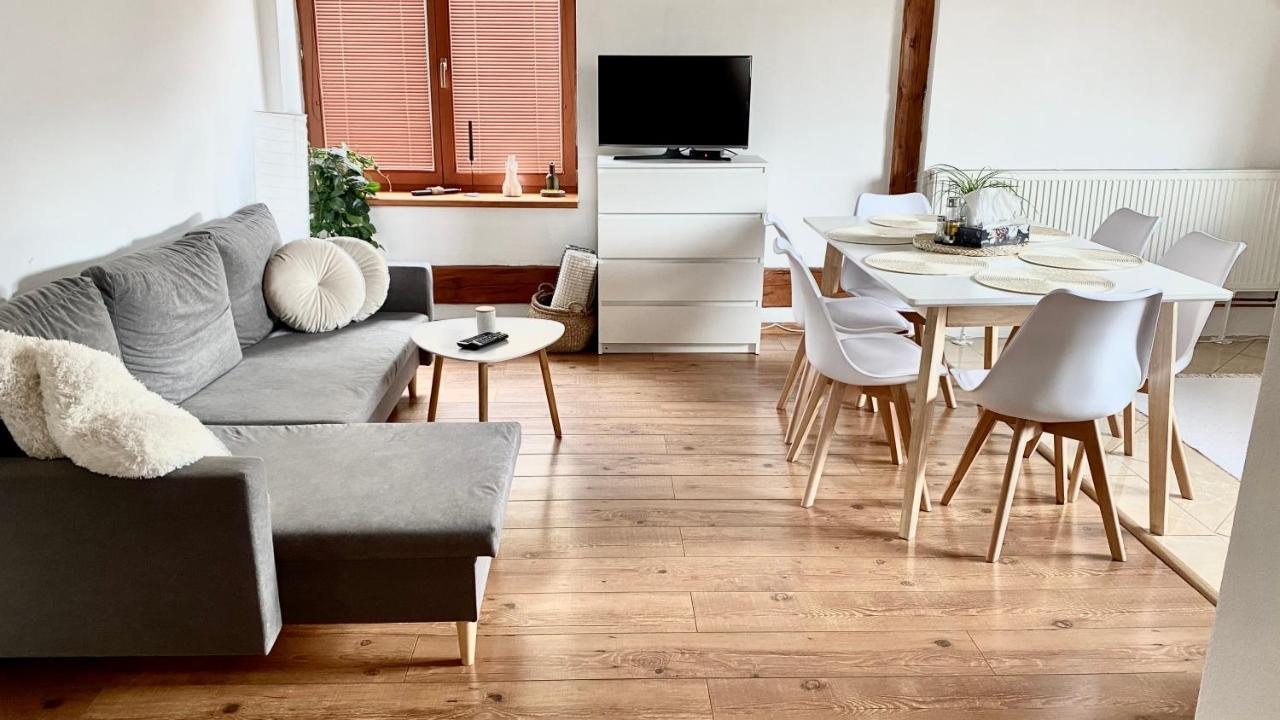 Sunny Attic Apartment Zvolen Bagian luar foto